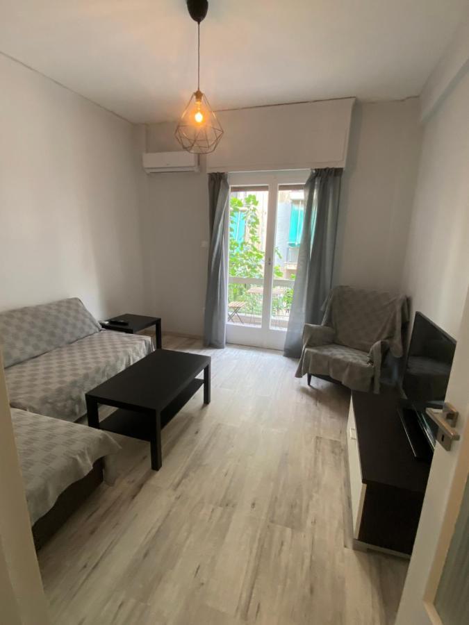 أثينا Lovely Apartment/1Bedroom Next To Metro المظهر الخارجي الصورة